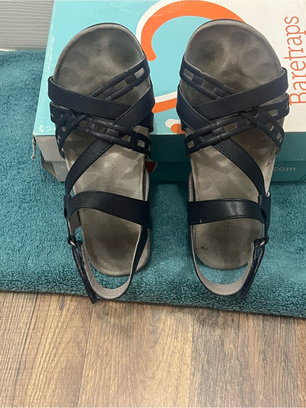 Baretraps Women’s Navy Strappy Comfort Sandals